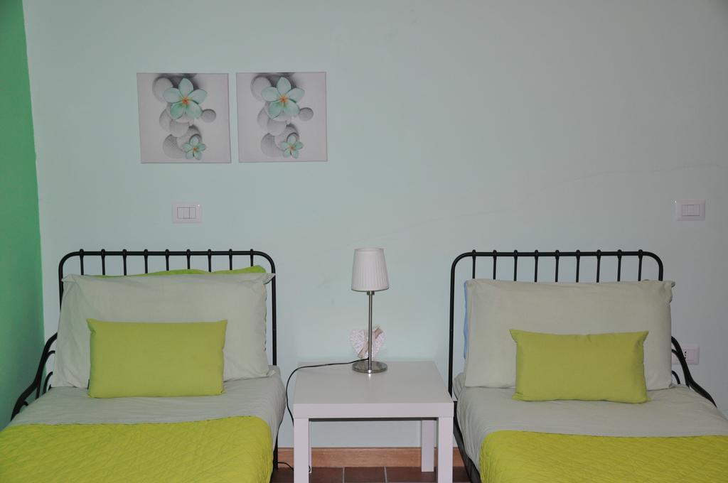 B&B Dimora Paolina Baschi ภายนอก รูปภาพ
